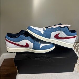Nike Air Joran 1 Low SE Men's White, Blue, and Red Sneakers